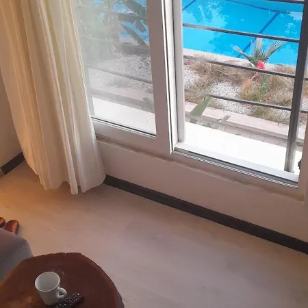 Harika Bir Yer * 올루데니스